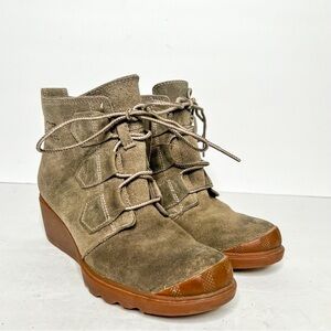 Sorel Toronto Waterproof Lace Up Wedge Boots Tan Suede Size 5 Women’s